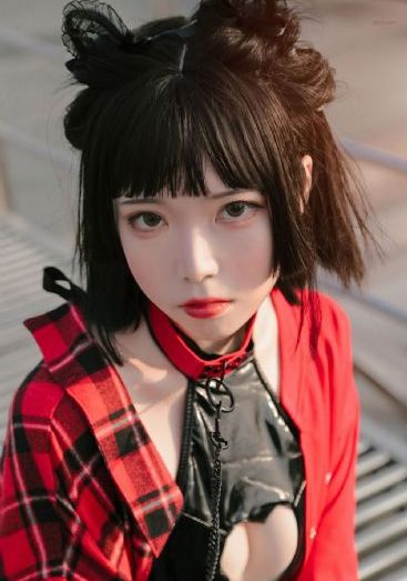 免费1级欧美黑寡妇a观看_高清在线观看电视
